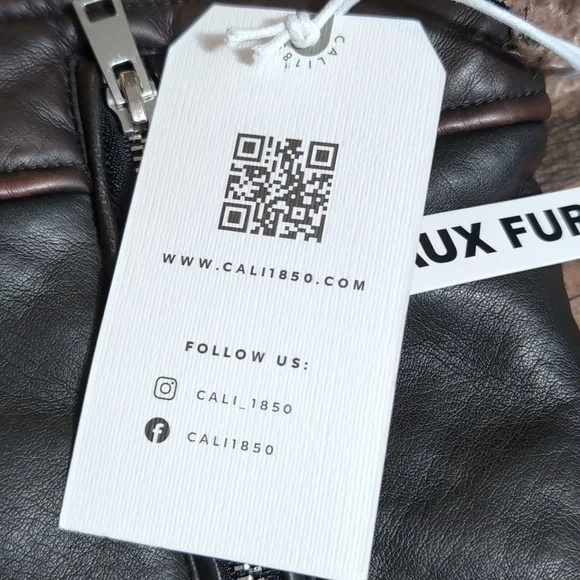 NWT Cali 1850 Urban Outfitters Faux Leather/Sherpa Vest Size Medium - Picture 4 of 9